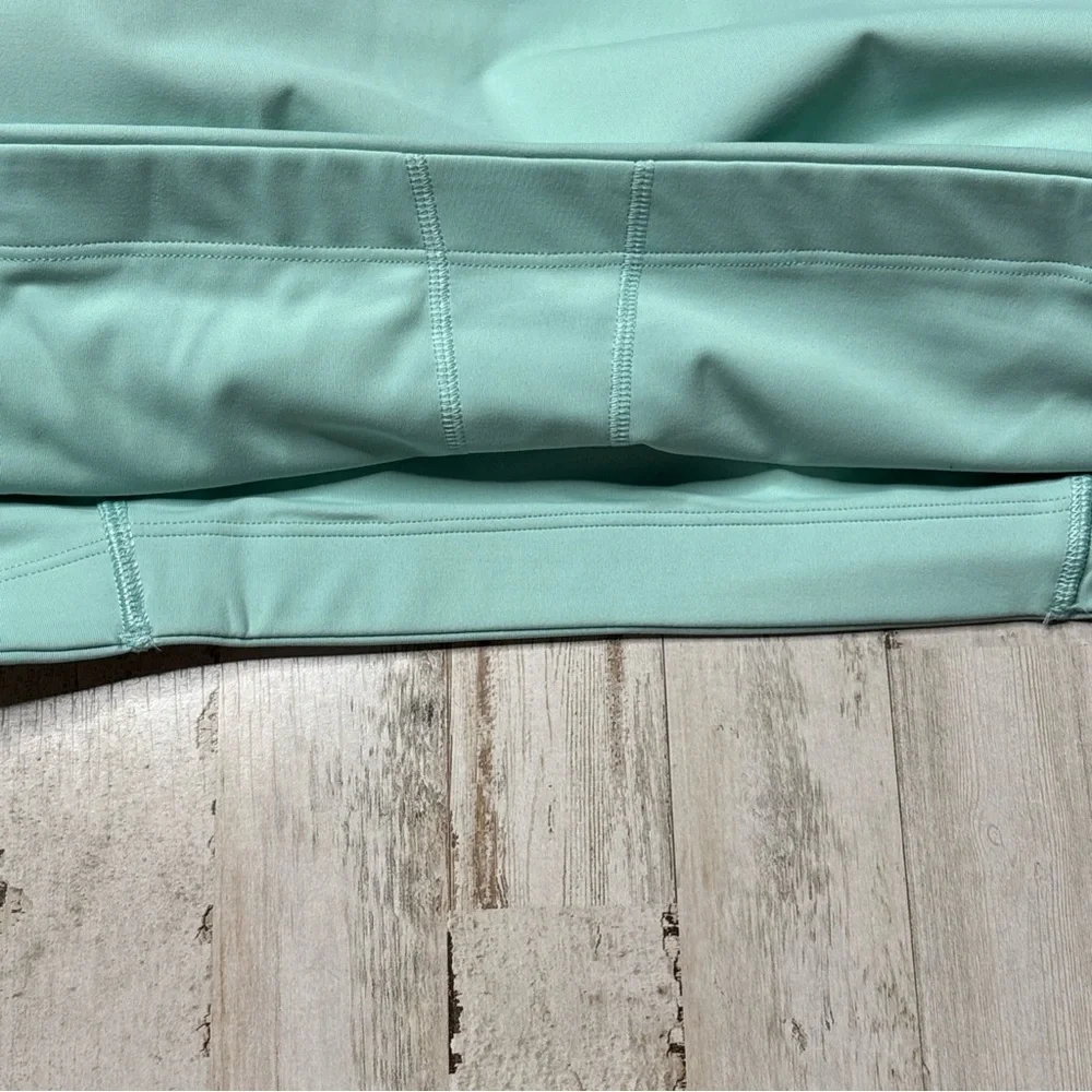 Old Navy Med-Support PowerSoft Racerback Sports Bra Sage Green Sz 4X - Picture 6 of 15